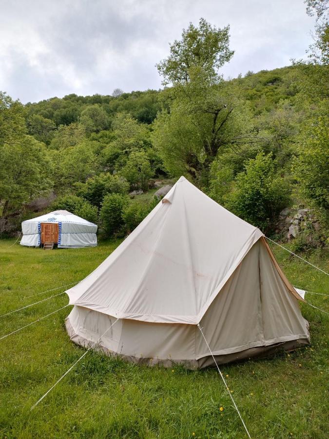 Tente Style Tepee Confort Hotel Latour-de-Carol Buitenkant foto