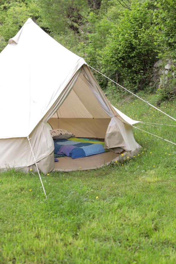 Tente Style Tepee Confort Hotel Latour-de-Carol Buitenkant foto