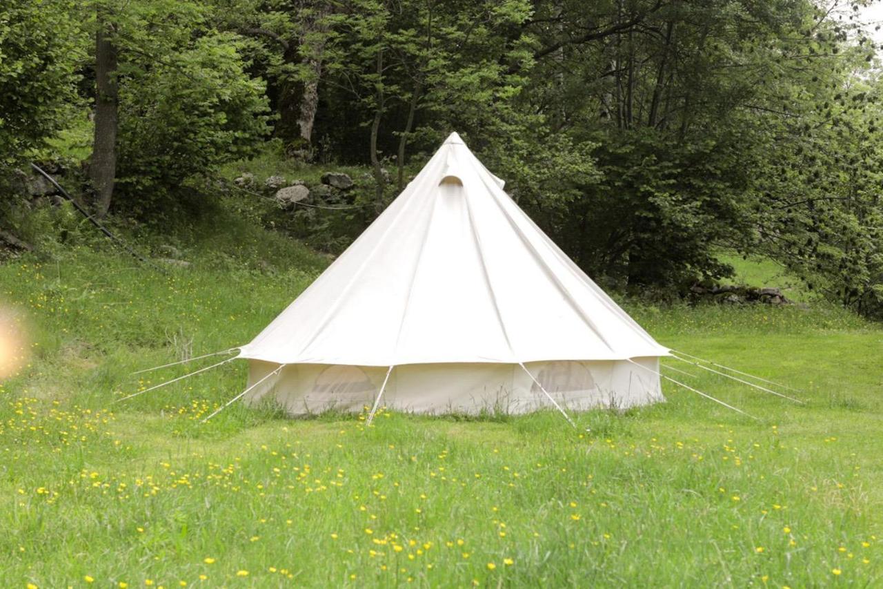 Tente Style Tepee Confort Hotel Latour-de-Carol Buitenkant foto